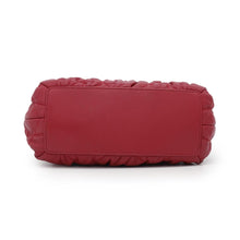 将图像加载到图库查看器中，Dior Cannage ChainShoulder Bag with PearlBag Charm Red Leather

