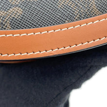 将图像加载到图库查看器中，CELINE Triomphe Mini Busas Claire 2WAY Shoulder Tan10K502 PVC Calf Leather
