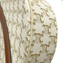 将图像加载到图库查看器中，CELINE Triomphe Round Purse Shoulder White10G342 PVC Leather
