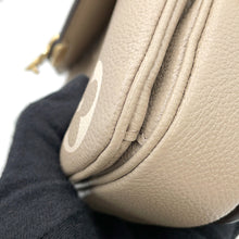 将图像加载到图库查看器中，LOUIS VUITTON Pochette Metis EW Tourterelle ClaimsM23081 Monogram Empreinte Leather
