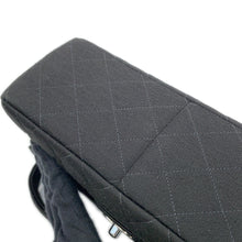 将图像加载到图库查看器中，CHANEL Matelasse Double Face Handbag Black Cotton
