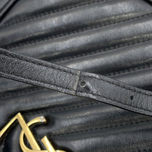 将图像加载到图库查看器中，SAINT LAURENT PARIS Lu Camera Shoulder Bag Black520534 Leather
