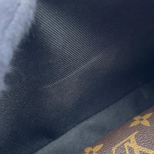 将图像加载到图库查看器中，LOUIS VUITTON SPadlock Messenger NoirM45863 Monogram Macassar Canvas
