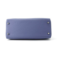 Load image into Gallery viewer, HERMES Kelly Retourne Blue Brighton Taurillon Clemence Size 28
