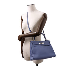 Load image into Gallery viewer, HERMES Kelly Retourne Blue Brighton Taurillon Clemence Size 28

