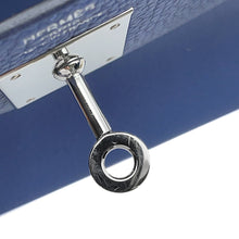 Load image into Gallery viewer, HERMES Kelly Retourne Blue Brighton Taurillon Clemence Size 28
