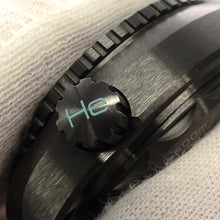 将图像加载到图库查看器中，OMEGA Seamaster Planet Ocean ETNZ Deep Black W45.5mm Ceramic Rubber Black Dial215.92.46.51.01.003
