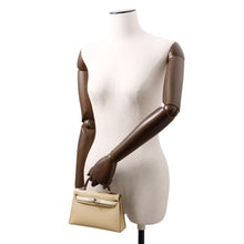 将图像加载到图库查看器中，HERMES Mini Kelly Do Tricolor Trench/Craie/Etoupe Epsom Size Mini
