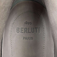 Load image into Gallery viewer, Berluti Echappee Scritto Suede Sneakers GrayS6267-S34 suede Size 8
