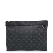Load image into Gallery viewer, LOUIS VUITTON Pochette・Discovery NoirM62291 Monogram Eclipse
