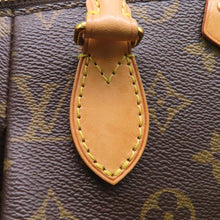 将图像加载到图库查看器中，LOUIS VUITTON Turenne BrownM48813 Monogram Size PM
