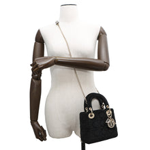 将图像加载到图库查看器中，Dior Lady Dior Black Velour Size Mini
