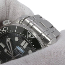 将图像加载到图库查看器中，OMEGA Seamaster Diver300M W42mm Stainless Steel Green Dial210.30.42.20.10.001
