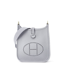 Load image into Gallery viewer, HERMES EvelyneAmazon Short Green Pantan Taurillon Clemence Size TPM
