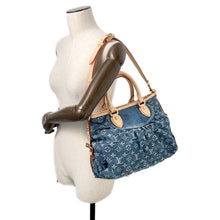 将图像加载到图库查看器中，LOUIS VUITTON Neo Cabby BlueM95349 Monogram Denim Size MM
