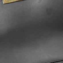 将图像加载到图库查看器中，Ferragamo Gancini Shoulder Bag Black21 O009 Leather
