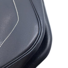 Load image into Gallery viewer, HERMES Trim Black Courchevel Size 31
