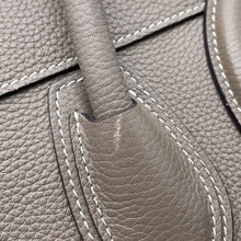 将图像加载到图库查看器中，CELINE ★Luggage Shopper Suri189793 Leather Size micro
