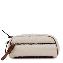 将图像加载到图库查看器中，Christian Louboutin Blaster Crossbody Bag White3215176 Boa Leather
