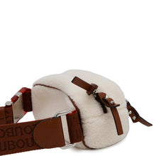 将图像加载到图库查看器中，Christian Louboutin Blaster Crossbody Bag White3215176 Boa Leather
