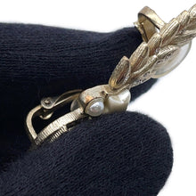 Load image into Gallery viewer, CHANEL Rhinestone Faux Pearl Star Earrings Gold Gold Plated
