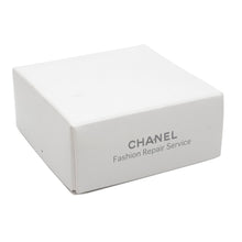 Load image into Gallery viewer, CHANEL Flower motif Earring Gold Gold Plated
