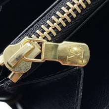 将图像加载到图库查看器中，LOUIS VUITTON Zippy Wallet NoirM69353 Monogram / Giant / Monogram Reverse Canvas
