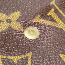 Load image into Gallery viewer, LOUIS VUITTON Bisten BrownM21324 Monogram Size 70
