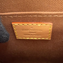 Load image into Gallery viewer, LOUIS VUITTON Petit Sac Plat BrownM69442 Monogram
