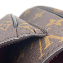 Load image into Gallery viewer, LOUIS VUITTON ★ Passy RedM45592 Monogram
