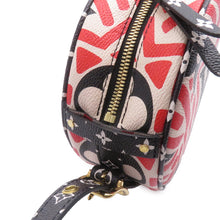 将图像加载到图库查看器中，LOUIS VUITTON LV Crafty Boite Chapeau Soupour Claim RougeM45366 Monogram / Giant
