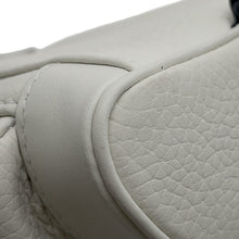 Load image into Gallery viewer, LOUIS VUITTON Christopher WhiteM58493 Taurillon Leather Size XS
