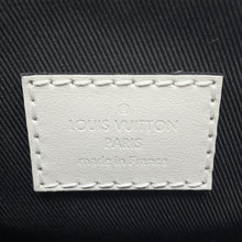 Load image into Gallery viewer, LOUIS VUITTON Christopher WhiteM58493 Taurillon Leather Size XS
