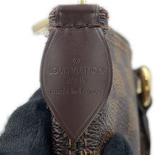 Load image into Gallery viewer, LOUIS VUITTON Saleya RedN51183 Damier Ebene Canvas Size PM
