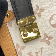 Load image into Gallery viewer, LOUIS VUITTON side trunk BeigeM46907 Monogram・Dune Size MM
