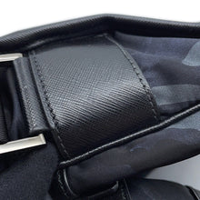 将图像加载到图库查看器中，PRADA Messenger bag Navy/BlackVA0768 Nylon Leather
