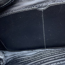 将图像加载到图库查看器中，PRADA ★Messenger bag Navy/BlackVA0768 Nylon Leather
