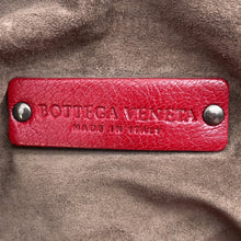 将图像加载到图库查看器中，Bottega Veneta Brera Handbag Red Leather
