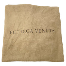 将图像加载到图库查看器中，Bottega Veneta Brera Handbag Red Leather
