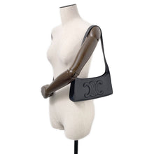 将图像加载到图库查看器中，CELINE Cuir Triomphe One Shoulder Bag Black198153DU3.38NO Leather
