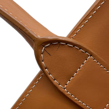 将图像加载到图库查看器中，CELINE Vertical Cabas Natural/Tan190402 Canvas Leather
