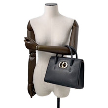将图像加载到图库查看器中，Dior Montaigne 30 Saint Honore 2WAY Handbag Black Leather Size Small
