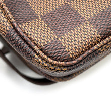将图像加载到图库查看器中，LOUIS VUITTON Broadway RedN42270 Damier Ebene Canvas

