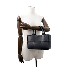 将图像加载到图库查看器中，Bottega Veneta alcotote Black709337 Lambskin Size Mini
