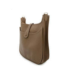 Load image into Gallery viewer, HERMES Evelyne3 Etoupe Taurillon Clemence Size PM
