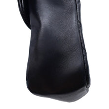 Load image into Gallery viewer, CHANEL Matelasse PearlCC Logo 4-chain ChainShoulder Bag BlackA39011 Lambskin
