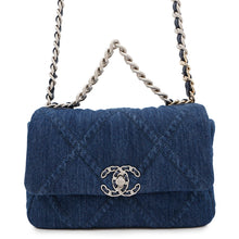 将图像加载到图库查看器中，CHANEL CHANEL19 ChainShoulder Bag BlueAS1160 Denim
