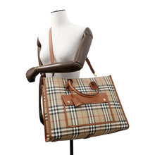 Load image into Gallery viewer, BURBERRY Freya tote Archive Beige/Briar Brown8097568 PVC Leather Size Medium
