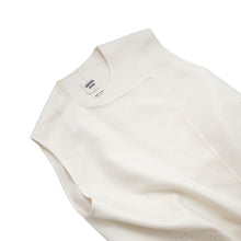 Load image into Gallery viewer, HERMES Serie Button Long Gilet Size 42 blanc naturel Cashmere100%
