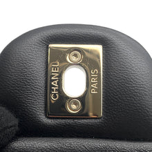 将图像加载到图库查看器中，CHANEL Mini Matelasse ChainShoulder Bag BlackA69900 Lambskin Size 20
